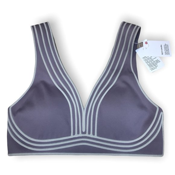 ☀️Host Pick☀️ LULULEMON GET IN LINE VIOLET CREAM YOGA BRA! Size 4 - Picture 5 of 8
